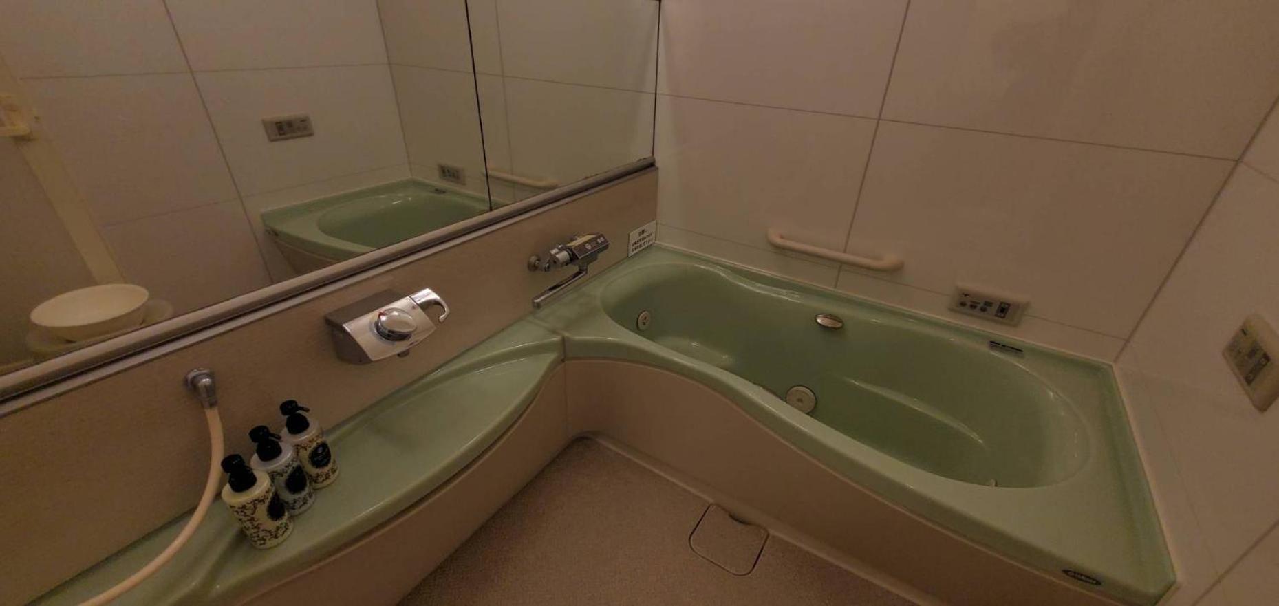 Hotel Golf Tsunashima (Adults Only) Yokohama  Extérieur photo