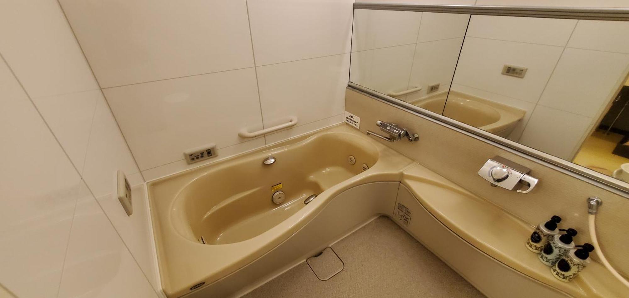 Hotel Golf Tsunashima (Adults Only) Yokohama  Extérieur photo